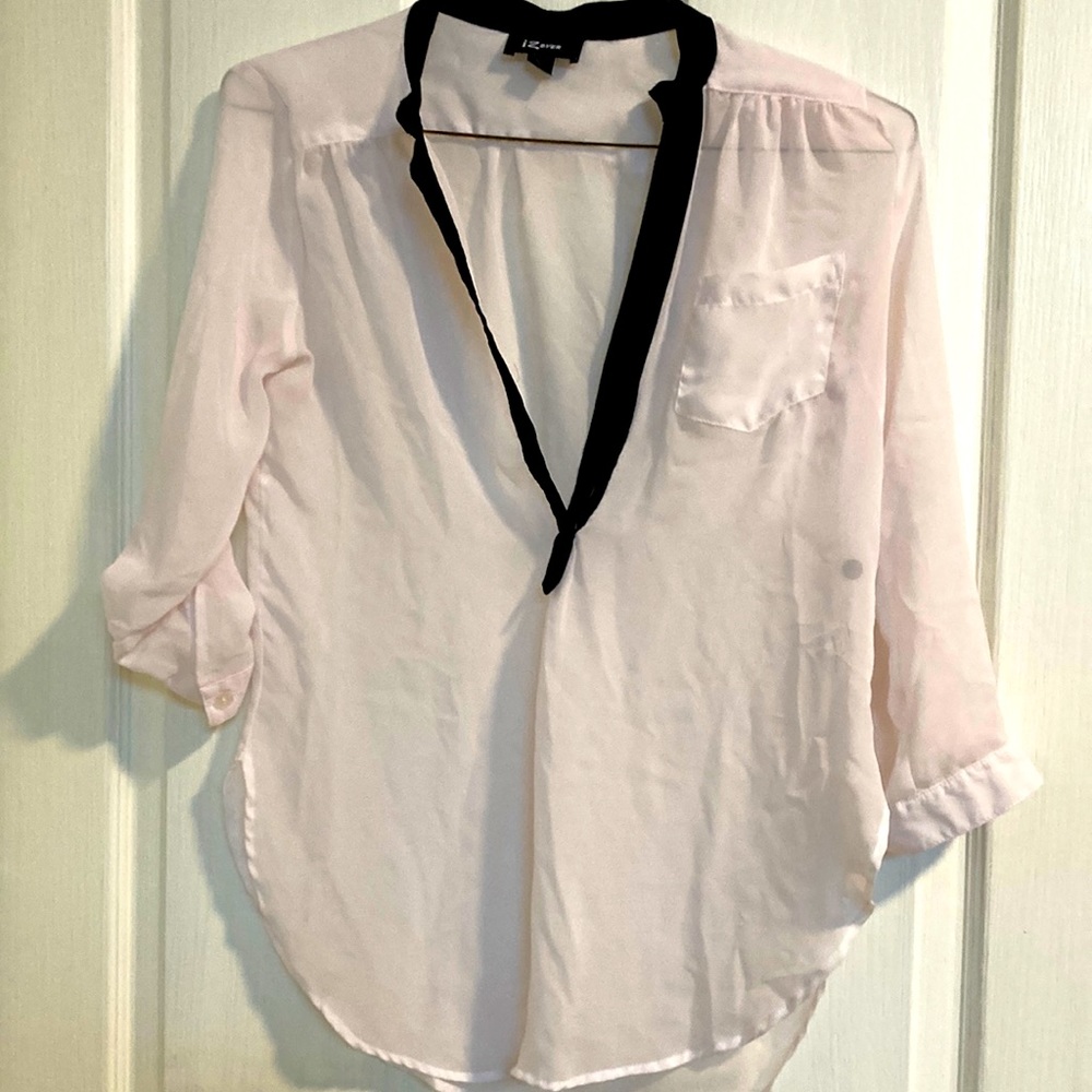 NWOT Iz Byer blouse